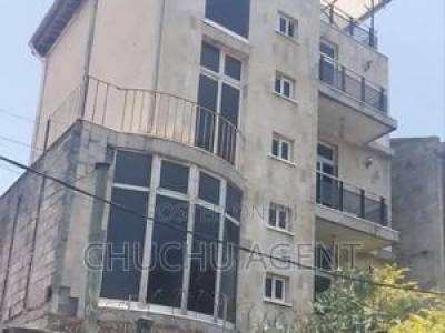 7bdrm House in Bole for rent