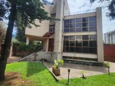5bdrm House in Bole for rent