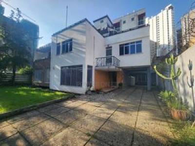 5bdrm House in Bole for rent