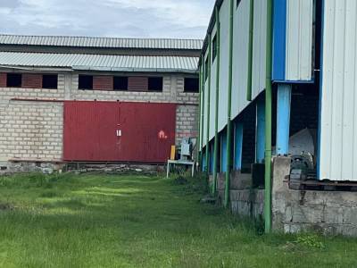 Sendafa 2500 m2 Multipurpose use were house &amp; G+2 Office