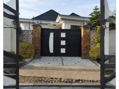 250m2 Residential House in Kotebe