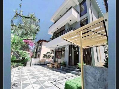Exquisite Modern G+2 Villa in Summit