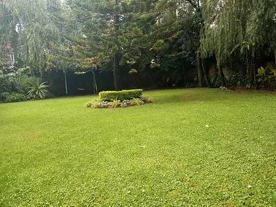 A Nice 3BD House with Beautiful Garden, Ayat.