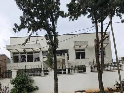 Family Home Walking Distance to Cambridge School Addis Ababa Ethiopi