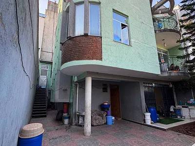 8 Bedroom G+2 Villa with Balcony