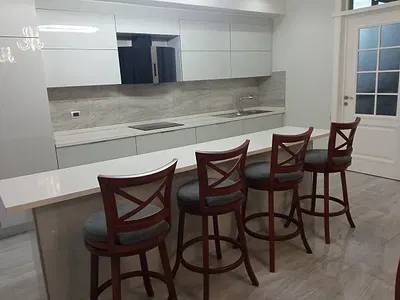 Bright, High Quality Furnished 3 Bed Room Apartment.