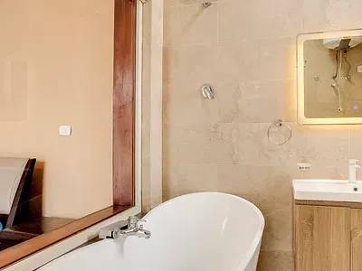 A High Quality Big House, Walking Distance to the African Union.